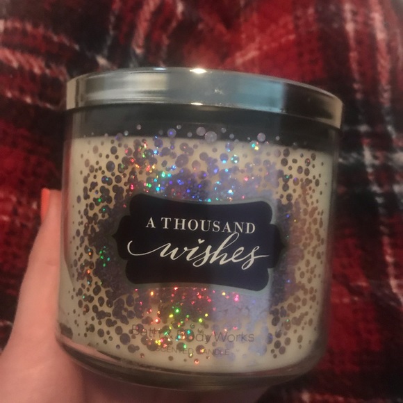 A thousand wishes bath And Body Works Candle - Picture 1 of 3